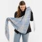 Preview: KNIT FACTORY Dreieckschal LEA beige crystal blue