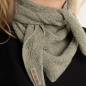 Preview: KNIT FACTORY Mini Dreiecksschal YUNA schwarz