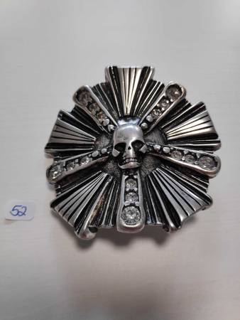 LUCA KAYZ Gürtelschließe Totenkopf rund mit Straß silber schwarz