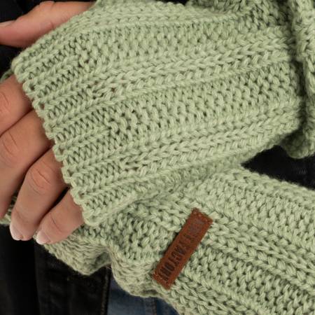 KNIT FACTORY Handstulpen NICA sage green