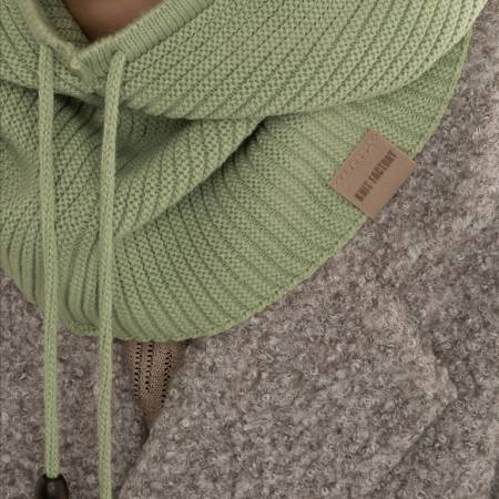 KNIT FACTORY Kapuzenschal EVY sage green