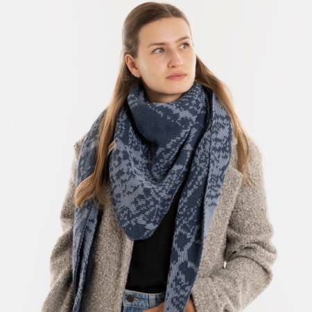 KNIT FACTORY Dreieckschal LEA jeans indigo