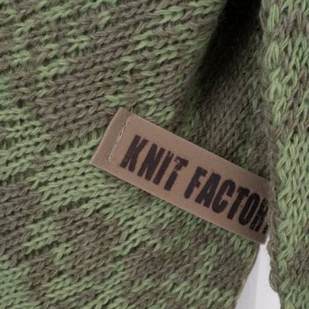 KNIT FACTORY Dreieckschal LEA urban green sage green