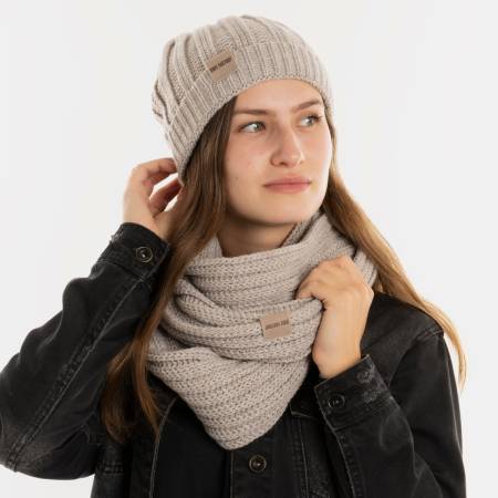 KNIT FACTORY Loop Schal NICA iced clay
