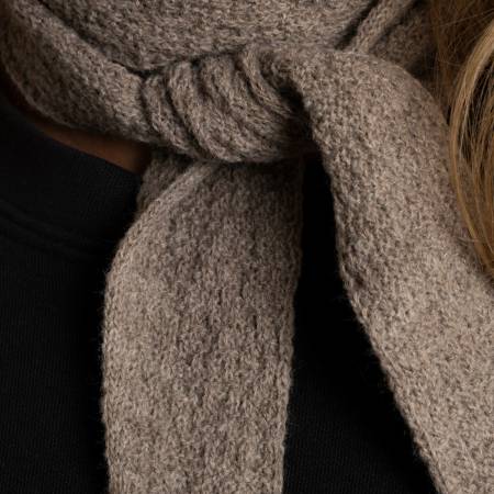 Preview: KNIT FACTORY Mini Schal SANA urban green
