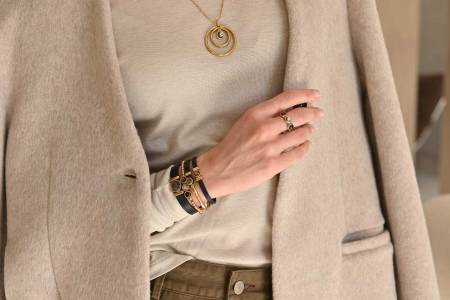 Preview: QOSS Armband ISABEL gold vintage schwarz jeansblau