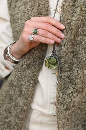 Preview: QOSS Anhänger SYLVIA Ø 3,5 cm bordeaux