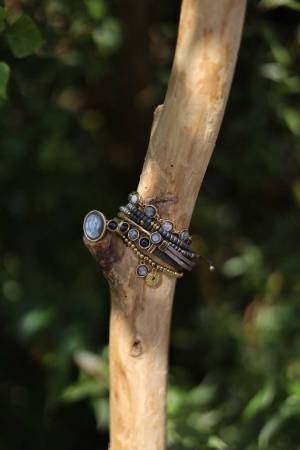 QOSS Armband ZOEY gold kieferngrün mit Kleeblatt