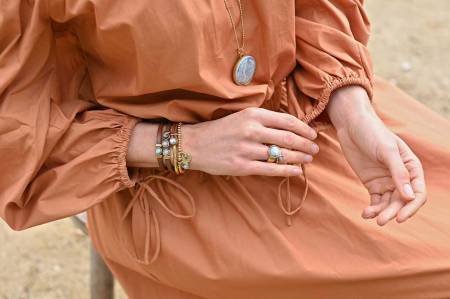 Preview: QOSS Armband ZOEY gold canyon mit Disk