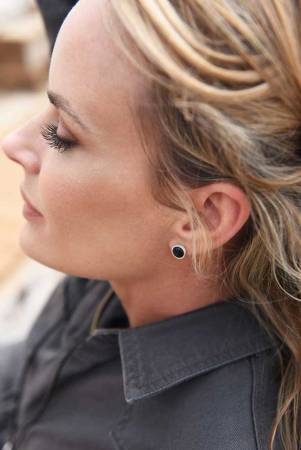 Preview: QOSS Ohrringe BO rund taupe