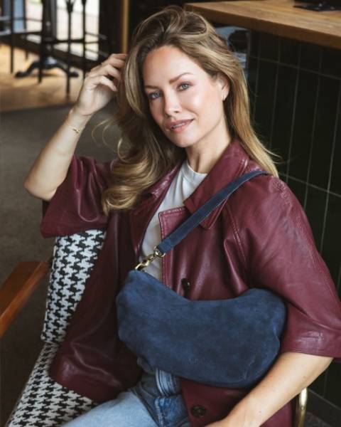 CHABO Handtasche SUEDE BOBBY BANANA navy blue