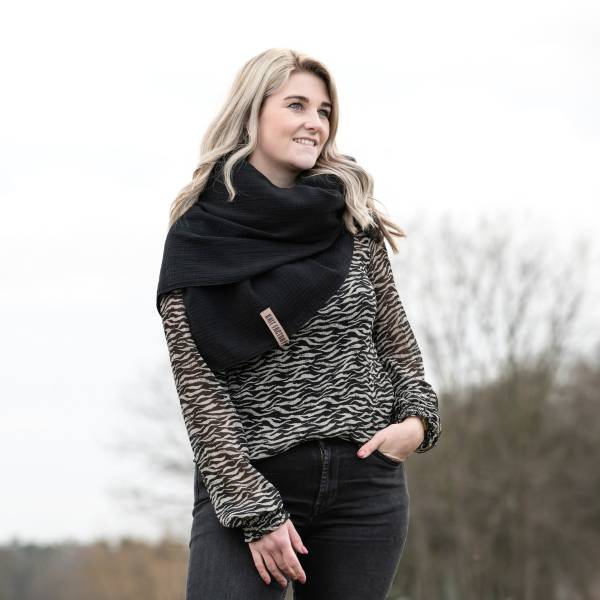 KNIT FACTORY Dreieckschal LIV Serein Blue