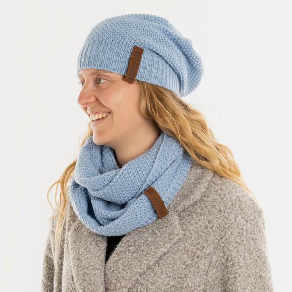 KNIT FACTORY Beanie COCO crystal blue