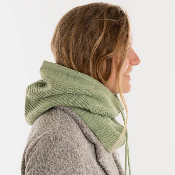 KNIT FACTORY Kapuzenschal EVY sage green