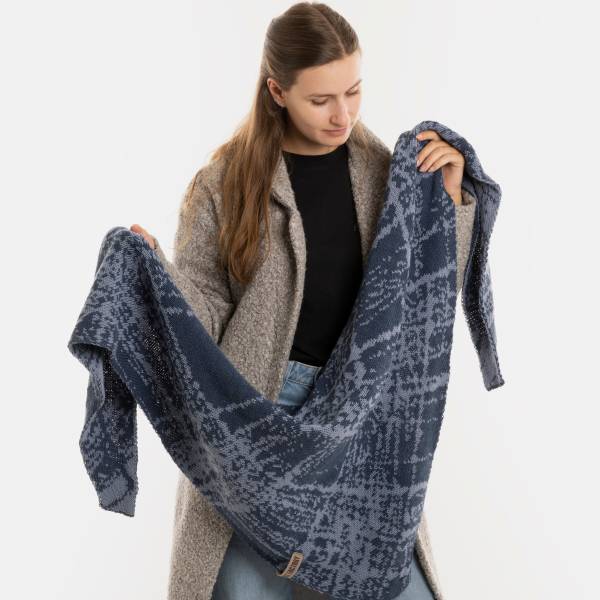 KNIT FACTORY Dreieckschal LEA jeans indigo