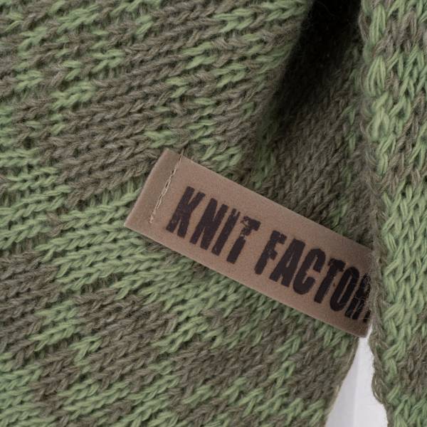 KNIT FACTORY Dreieckschal LEA urban green sage green