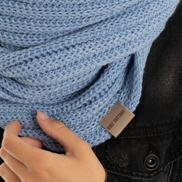 KNIT FACTORY Loop Schal NICA crystal blue