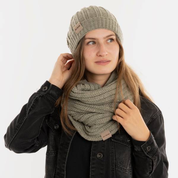 KNIT FACTORY Loop Schal NICA urban green