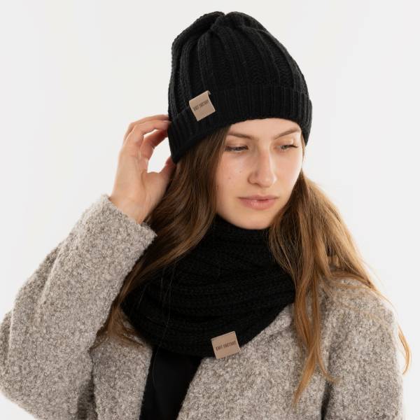 KNIT FACTORY Mütze NICA schwarz